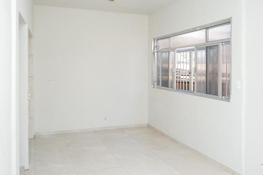 Sala de apartamento para alugar com 3 quartos, 150m² em Centro, Mesquita