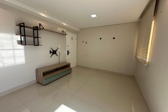 Sala de apartamento para alugar com 2 quartos, 72m² em Tamboré, Barueri