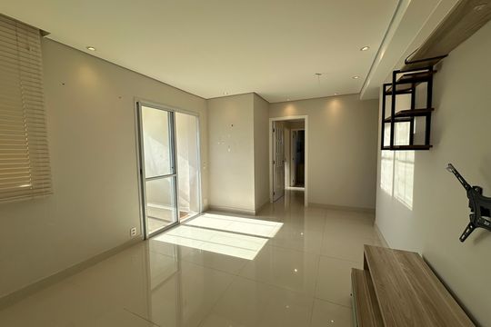 Sala de apartamento para alugar com 2 quartos, 72m² em Tamboré, Barueri