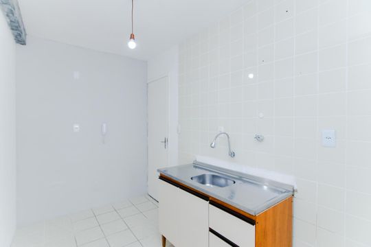 Cozinha e Área de Serviço de apartamento para alugar com 2 quartos, 70m² em Picanço, Guarulhos