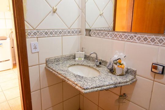 Casa à venda com 4 quartos, 800m² em Setor Habitacional Vicente Pires, Brasília