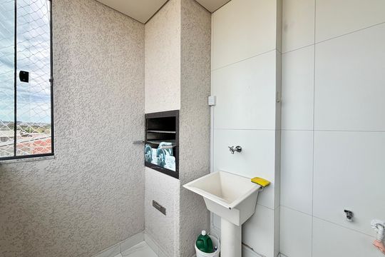 Área de Serviço com churrasqueira de apartamento para alugar com 3 quartos, 55m² em Parque da Fonte, São José dos Pinhais
