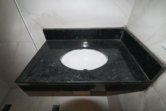 Banheiro de apartamento à venda com 2 quartos, 38m² em Vila Isolina Mazzei, São Paulo