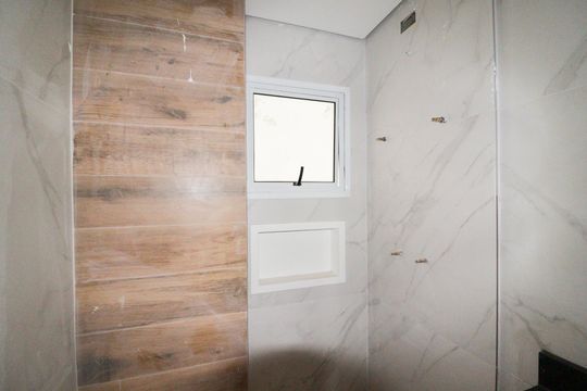 Banheiro de apartamento à venda com 2 quartos, 38m² em Vila Isolina Mazzei, São Paulo