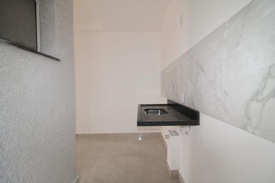 Sala / Cozinha de apartamento à venda com 2 quartos, 38m² em Vila Isolina Mazzei, São Paulo