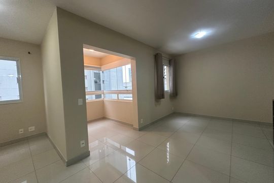 Sala de apartamento para alugar com 2 quartos, 72m² em Tamboré, Barueri