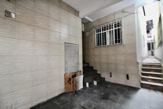 Garagem de casa para alugar com 2 quartos, 110m² em Parque Boturussu, São Paulo