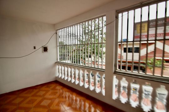 Varanda de casa para alugar com 2 quartos, 110m² em Parque Boturussu, São Paulo