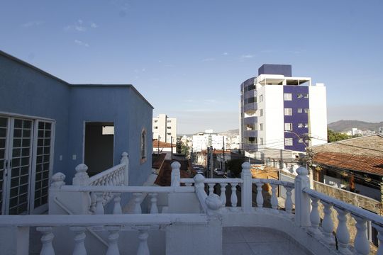 Área comum de kitnet/studio para alugar com 1 quarto, 30m² em Sagrada Família, Belo Horizonte