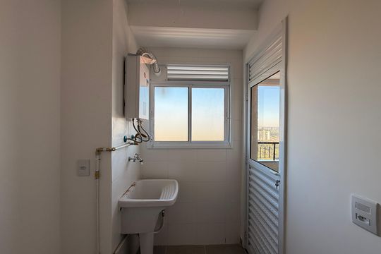 Área de Serviço de apartamento para alugar com 2 quartos, 53m² em Medeiros, Jundiaí