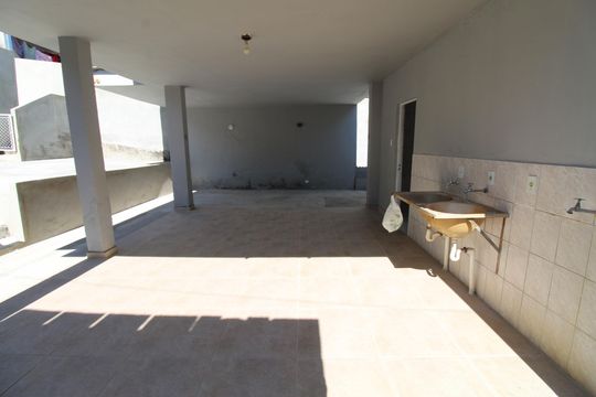 Área de Serviço de casa para alugar com 3 quartos, 380m² em Jardim Satélite, São José dos Campos
