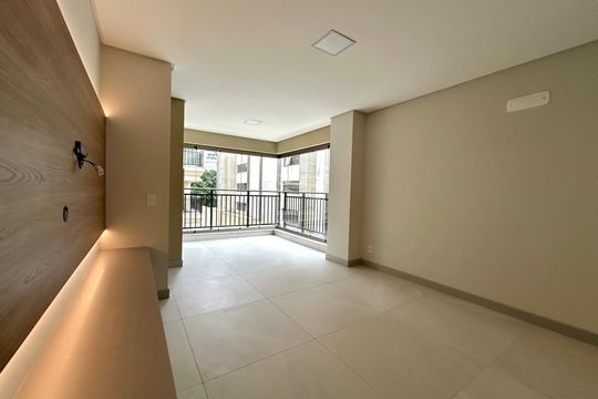 Sala de apartamento para alugar com 3 quartos, 126m² em Centro, Florianópolis