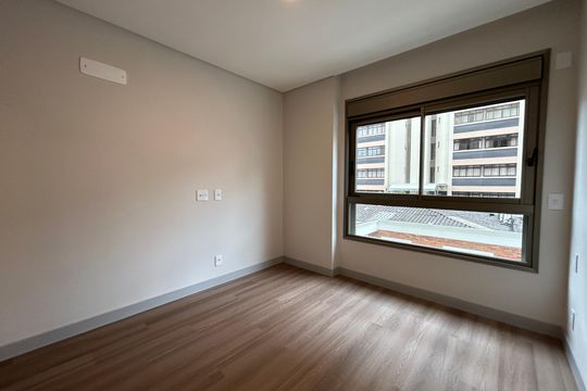 Sala de apartamento para alugar com 3 quartos, 126m² em Centro, Florianópolis