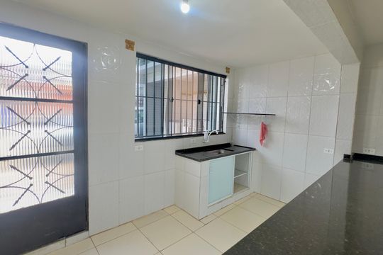 Cozinha de casa para alugar com 3 quartos, 90m² em Jardim Valeria, Guarulhos