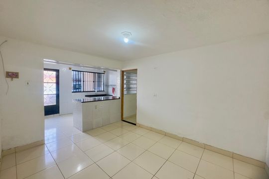 Sala de casa para alugar com 3 quartos, 90m² em Jardim Valeria, Guarulhos