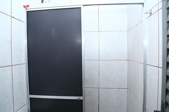 Apartamento 1 - Banheiro do andar superior de apartamento para alugar com 2 quartos, 91m² em Vila Maria, Aparecida de Goiânia
