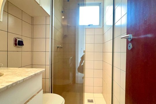 Banheiro de apartamento para alugar com 1 quarto, 45m² em Paraíso, São Paulo