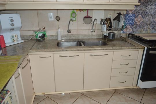 Cozinha de apartamento para alugar com 3 quartos, 133m² em Vila Seixas, Ribeirão Preto
