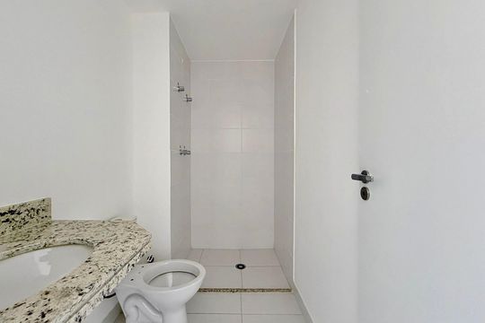 Banheiro  de apartamento à venda com 1 quarto, 34m² em Brooklin, São Paulo