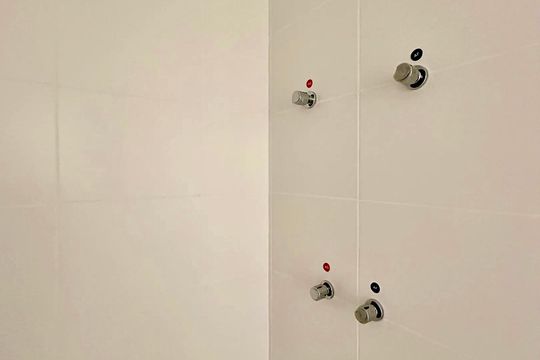 Banheiro de apartamento à venda com 2 quartos, 42m² em Brooklin, São Paulo