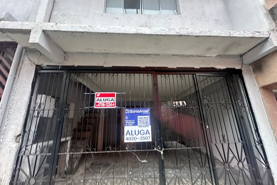Fachada de casa para alugar com 2 quartos, 50m² em Parque Imperial, Barueri
