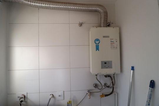 Área de Serviço de apartamento para alugar com 3 quartos, 110m² em Jardim Karaíba, Uberlândia