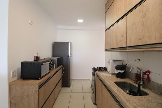 Cozinha de apartamento para alugar com 3 quartos, 110m² em Jardim Karaíba, Uberlândia