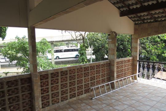 Varanda de casa para alugar com 4 quartos, 220m² em Boaçu, São Gonçalo