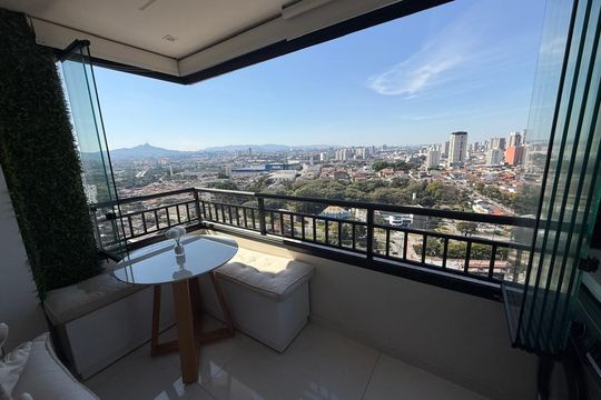 Varanda de apartamento à venda com 2 quartos, 45m² em Km 18, Osasco