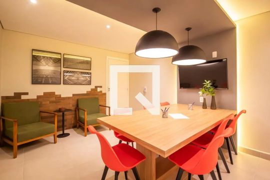 Área externa de apartamento à venda com 2 quartos, 45m² em Km 18, Osasco