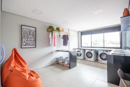 Área externa de apartamento à venda com 2 quartos, 45m² em Km 18, Osasco