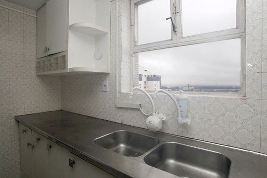 Cozinha de apartamento à venda com 4 quartos, 190m² em Moinhos de Vento, Porto Alegre