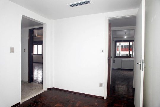 Quarto 4 de apartamento à venda com 4 quartos, 190m² em Moinhos de Vento, Porto Alegre