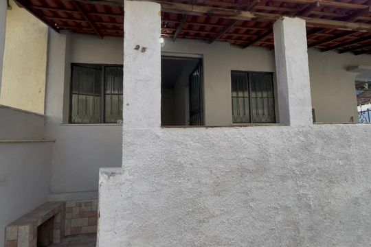 Fachada de casa à venda com 3 quartos, 80m² em Engenho Novo, Rio de Janeiro