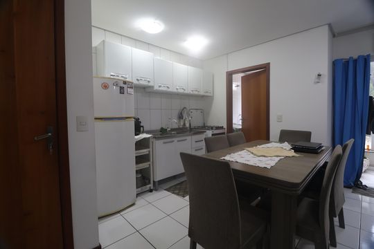 Cozinha - Armários de apartamento para alugar com 2 quartos, 70m² em Centro, Canoas