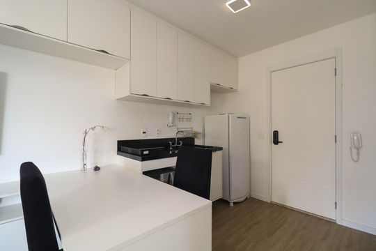 Studio de kitnet/studio para alugar com 1 quarto, 31m² em Sumarezinho, São Paulo