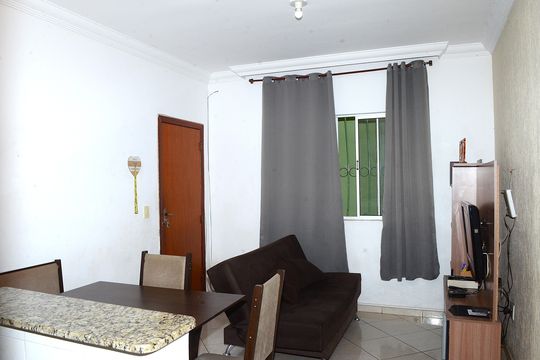 Sala de apartamento para alugar com 2 quartos, 78m² em Goiânia, Belo Horizonte