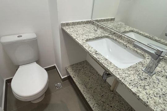 Lavabo de apartamento à venda com 2 quartos, 118m² em Indianópolis, São Paulo