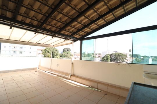 Apartamento para alugar com 3 quartos, 142m² em Tubalina, Uberlândia