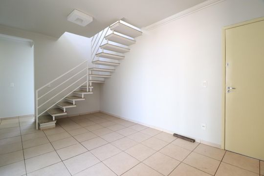Sala de apartamento para alugar com 3 quartos, 142m² em Tubalina, Uberlândia