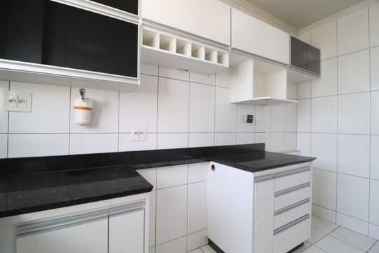 Cozinha de apartamento para alugar com 3 quartos, 142m² em Tubalina, Uberlândia