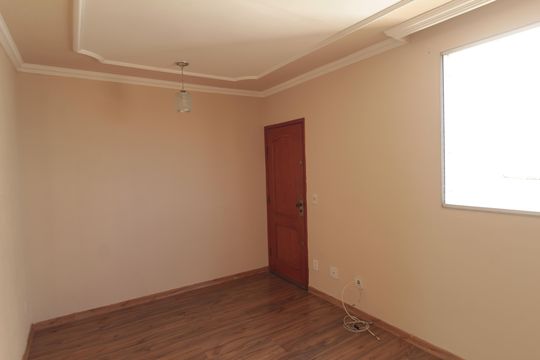 Sala de apartamento à venda com 2 quartos, 48m² em Jardim Guanabara, Belo Horizonte