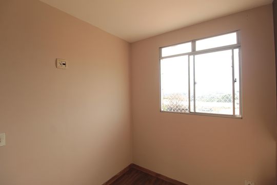 Quarto 1 de apartamento à venda com 2 quartos, 48m² em Jardim Guanabara, Belo Horizonte