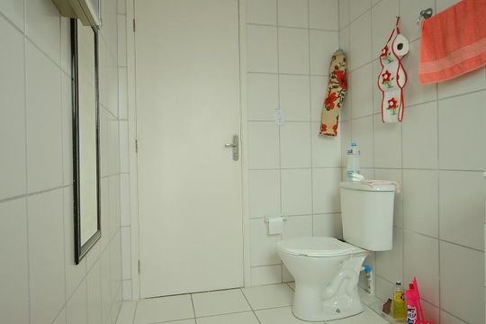 Banheiro  de apartamento à venda com 2 quartos, 52m² em Montanhão, São Bernardo do Campo