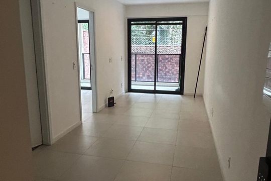Apartamento para alugar com 1 quarto, 50m² em Laranjeiras, Rio de Janeiro