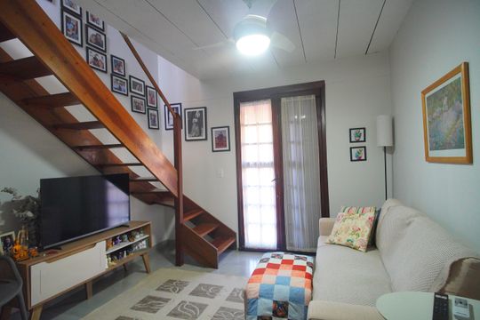 Casa de Condomínio à venda com 2 quartos, 44m² em Vicentina, São Leopoldo