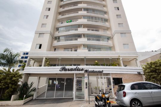 Fachada de apartamento à venda com 3 quartos, 74m² em Centro, Osasco