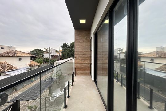 Varanda de casa para alugar com 2 quartos, 150m² em Rio Tavares, Florianópolis