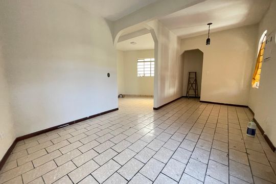 Sala de casa para alugar com 3 quartos, 166m² em Vila Nova Alba, São Paulo