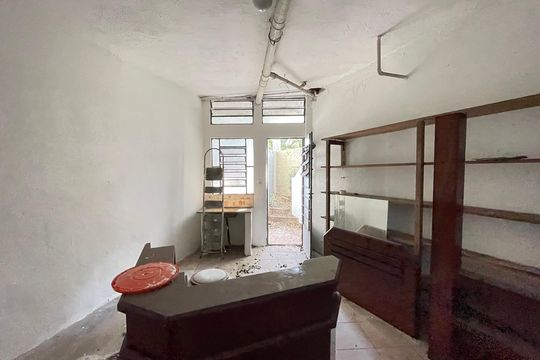 Porão de casa para alugar com 3 quartos, 166m² em Vila Nova Alba, São Paulo
